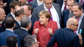 Bundestag stimmt UN-Migrationspakt zu