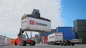 Charmeoffensive um Schenker