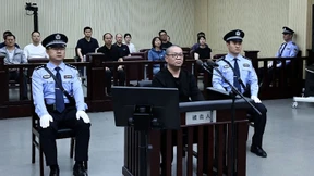 Xi versinkt in einem Sumpf der Korruption