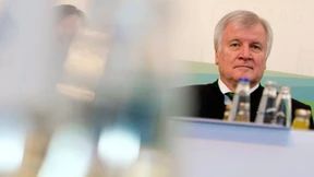 Seehofer erleidet Schwächeanfall