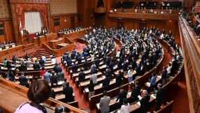 Japanisches Parlament hebt Schutzalter auf 16 Jahre an