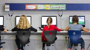 Ministerpräsidenten bremsen Bildungsministerin aus