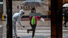 Einwohner von Wuhan dürfen wieder auf Märkte