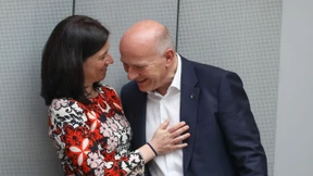 Regierender Bürgermeister Wegner und Bildungssenatorin machen Beziehung öffentlich