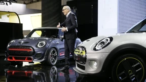 BMW verkauft mehr, Mercedes weniger