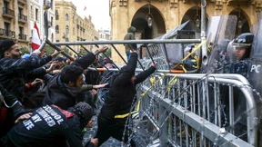 Hunderte Verletzte bei Ausschreitungen in Beirut