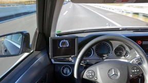 Fahrer denkt, Auto lenkt