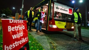 Busfahrer streiken auch am Wochenende