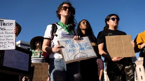 Zurück in die Zeit vor dem Frauenwahlrecht und der Glühbirne