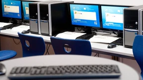 Reizender Stoff in Schule in Darmstadt freigesetzt