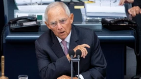 Schäuble prangert „Gewaltexzesse“ an