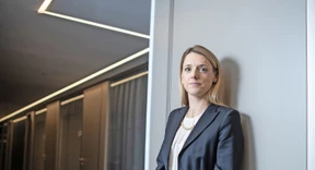 Sie setzt die Nachhaltigkeitsstandards