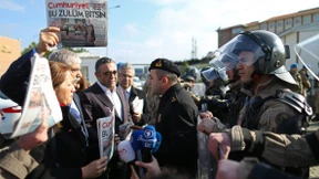 Erdogans Kritiker müssen in Haft