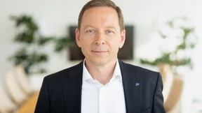 „Hybridautos in Europa über 2035 hinaus zulassen“