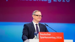 Sparkassen-Chef: Bald Kontoführungsgebühren für alle