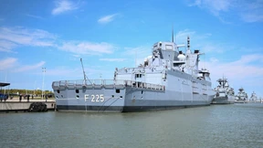 Marine stellt Fregatte „Rheinland Pfalz“ in Dienst