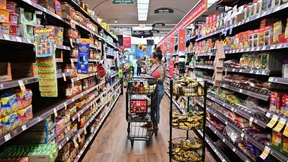 Euro-Inflation sinkt fast auf Vorkriegsniveau