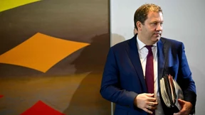 Vizekanzler kündigt Einschnitte an