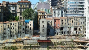 Herr Zaimoglu verwandelt sich