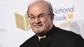 Salman Rushdie bleibt nach Attentat auf einem Auge blind