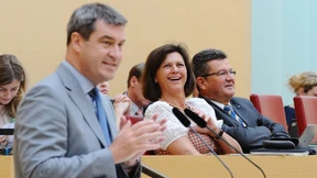 Wüster Streit im bayerischen Landtag