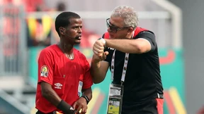 Schiedsrichter pfeift zweimal zu früh ab