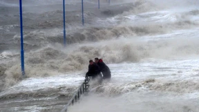 Meteorologen warnen vor Orkan und Sturmflut