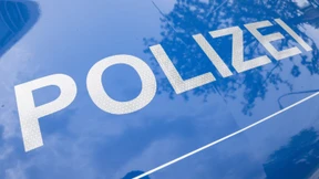 Polizei sucht Männer nach Schüssen auf Kioskbesitzer