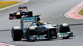 Was macht denn der Hamilton da vorne? 