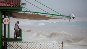 Tropensturm Ileana verwüstet Straßen