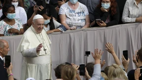 Papst gibt erste Generalaudienz mit Gläubigen