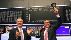 Covestro-Aktien starten bei hohem Umsatz über Ausgabepreis