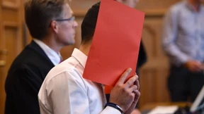 Haftstrafe für Fahrt in Menschengruppe