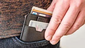 Der kleine Geldbeutel kommt groß heraus