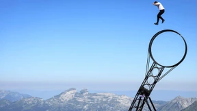 Waghalsige Stunts in den Schweizer Alpen