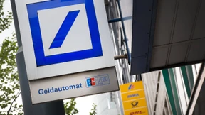 Tausende Stellen bei Deutscher Bank und Postbank in Gefahr