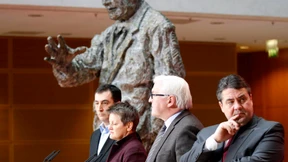 Frohlocken im Namen der Überparteilichkeit