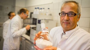 Cannabis aus der Orangenschale