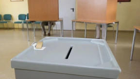 Böttcher siegt knapp, Hunkel  ganz klar