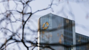 Unicredit legt Übernahmeangebot für Commerzbank vor