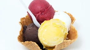 Von dem Mann, der sich fünf Kugeln Eis bestellte