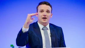 SAP-Aktie sinkt vorbörslich um 13 Prozent