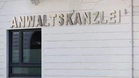 Die Revolution fällt aus!