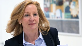 Schlesinger sagt, sie könne nichts sagen