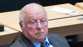 Blüm: Die Rente ist nicht sicher