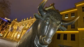 Die kontrollierten Anlegerinnen