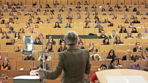 Uni Gießen hat in Hessen höchste Professorinnenquote