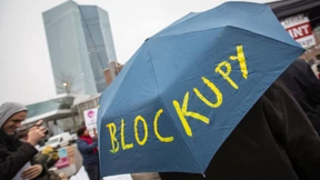 Polizei schafft Schutzzone um EZB 