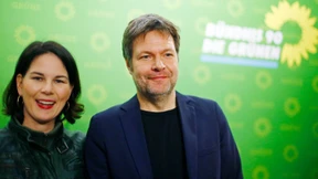 AfD und Grüne gleichauf