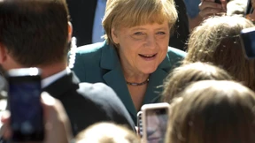 Merkel für mehr Kontrolle über die Geheimdienste